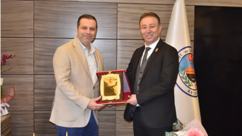 AKŞEHİR TİCARET VE SANAYİ ODASINDA DEVİR TESLİM YAPILDI