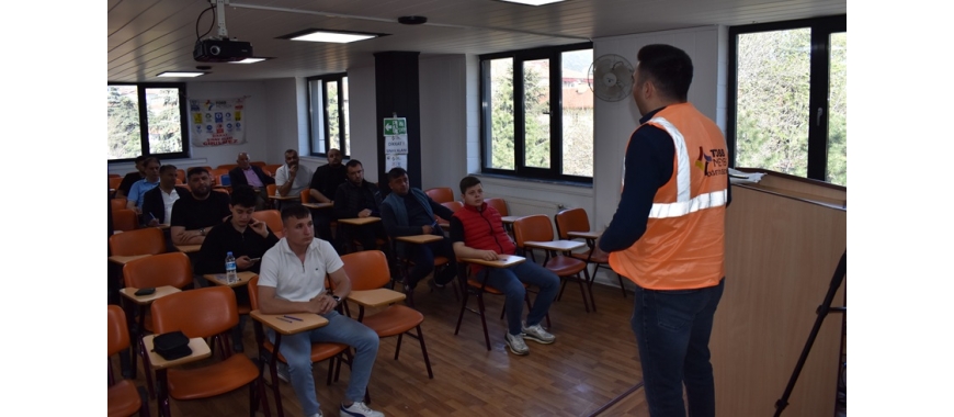 MOTORLU KARA TAŞITLARI ALIM SATIM SORUMLUSU - MESLEKİ YETERLİLİK SINAVI DÜZENLENDİ