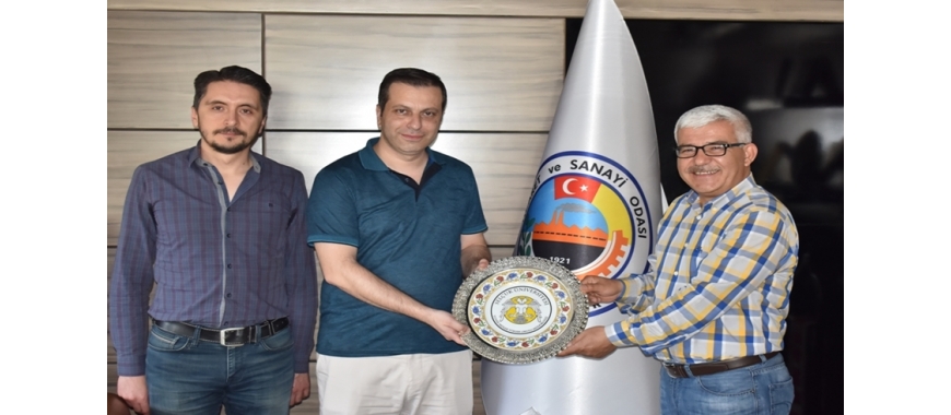 SELÇUK ÜNİVERSİTESİ YUNAK MESLEK YÜKSEKOKULUNDAN AKŞEHİR TSO YA TEŞEKKÜR PLAKETİ